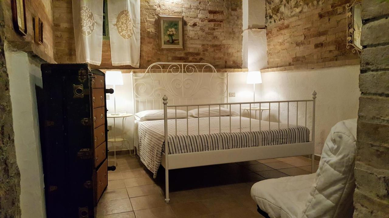 Casa Vacanze Fornace Buonconvento Buitenkant foto